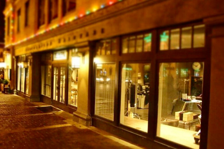 Image facade boutique tours a acheter GAUTARD-PROCOMM immobilier entreprise et commerce
